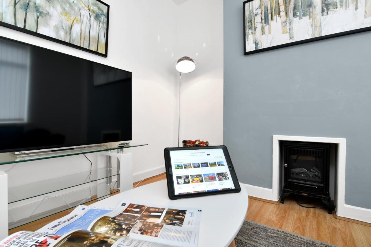 Xclusive Living Stay Near Airport & Nec, The Whitecroft Sheldon  Exterior photo